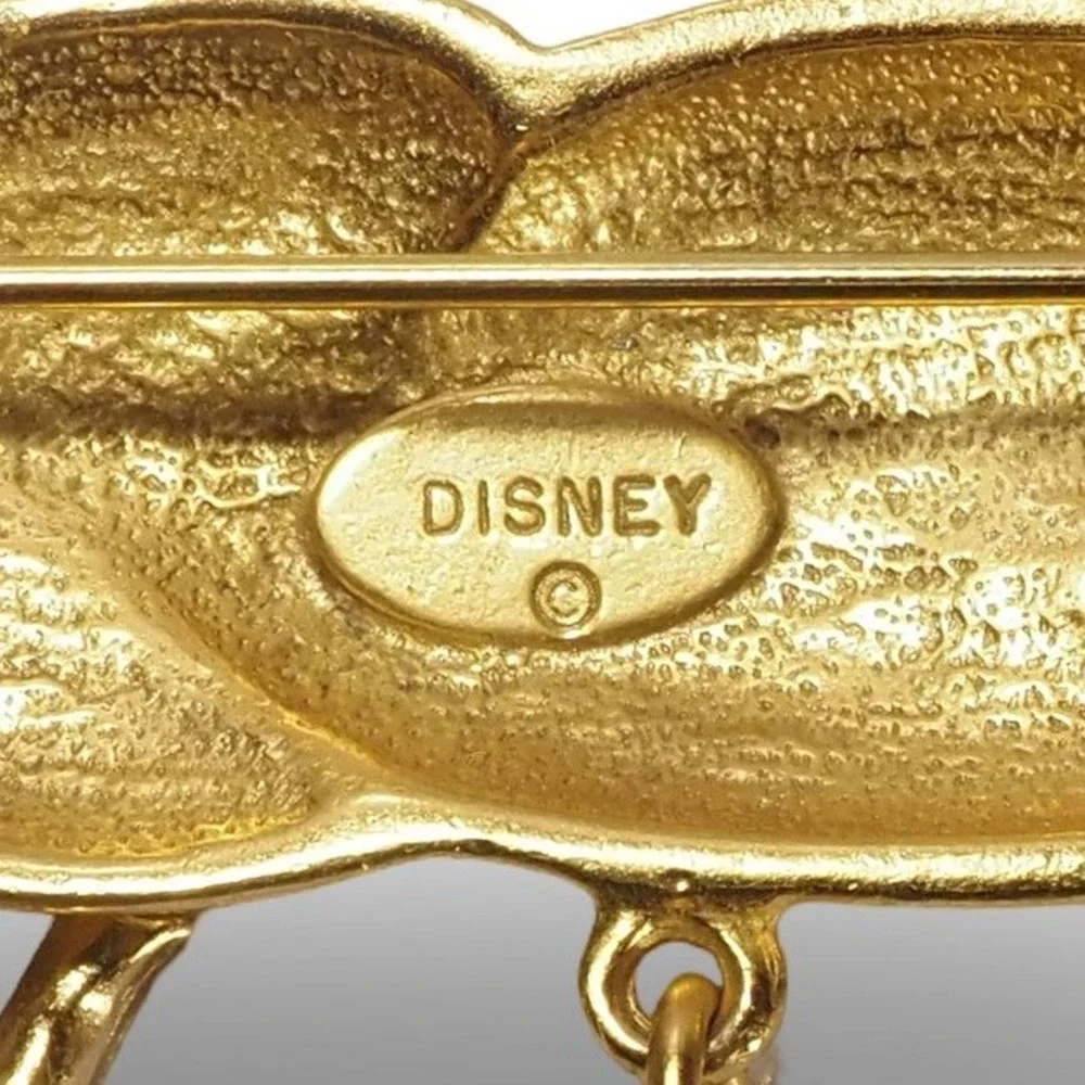 Disney Peter Pan Brooch Pin Womens OS Gold‎ Plated Wendy Tinkerbell Cloud Dangle